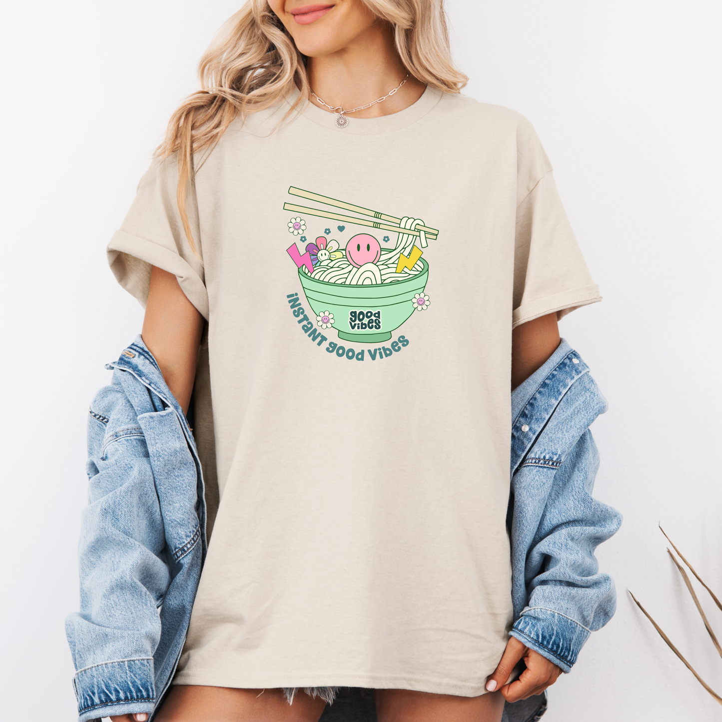 T-shirt Instant good vibes 🍜